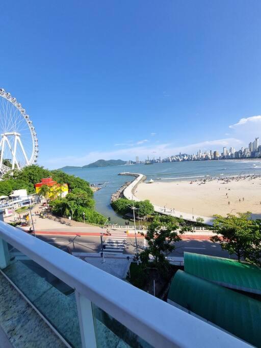 Piscina A Beira-Mar, Tranquilidade E Qualidade No Melhor De Bc Balneario Camboriu Exterior foto