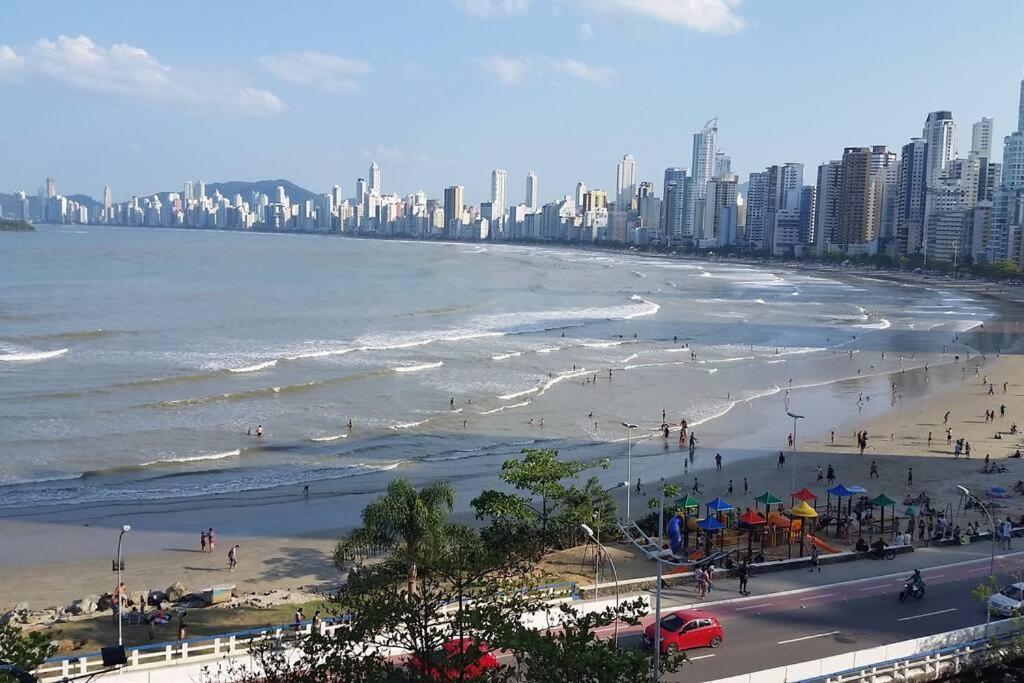 Piscina A Beira-Mar, Tranquilidade E Qualidade No Melhor De Bc Balneario Camboriu Exterior foto